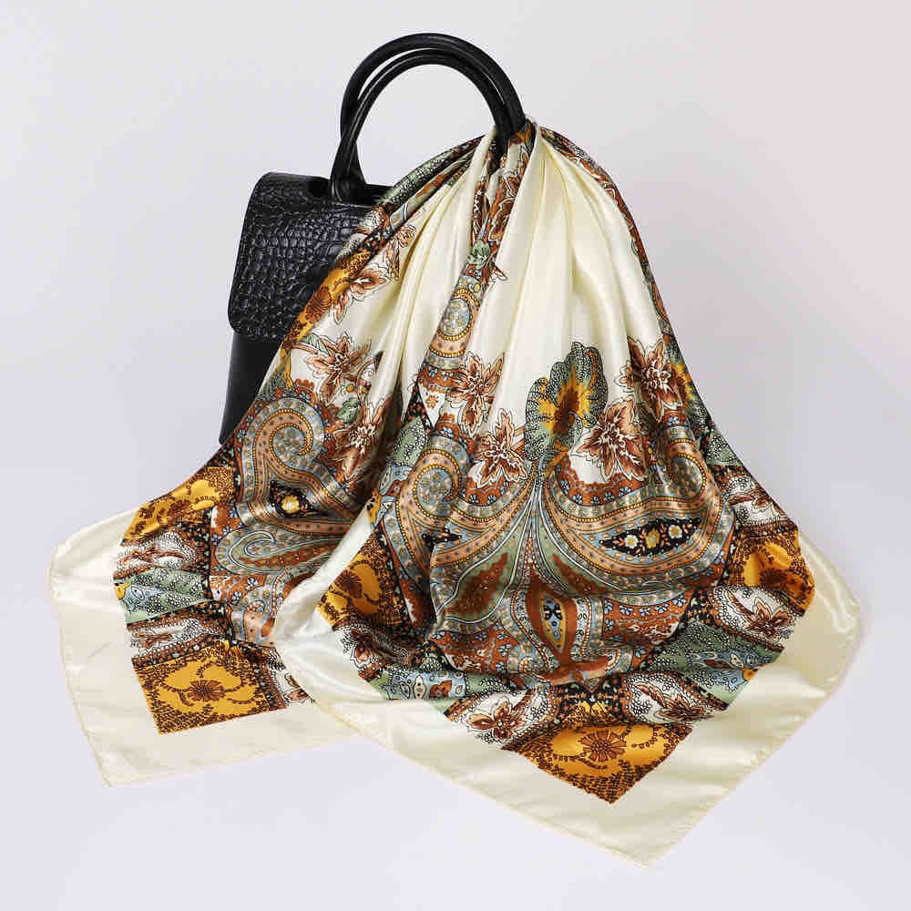 Paisley patterned scarf - Image 6