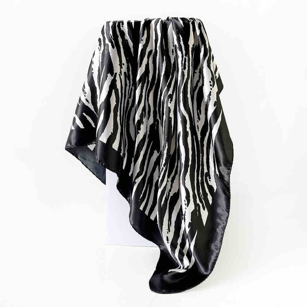 Zebra print scarf - Image 2