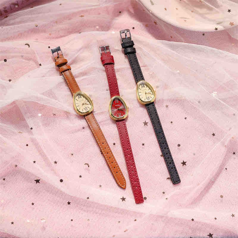 Leather strap oval female watch