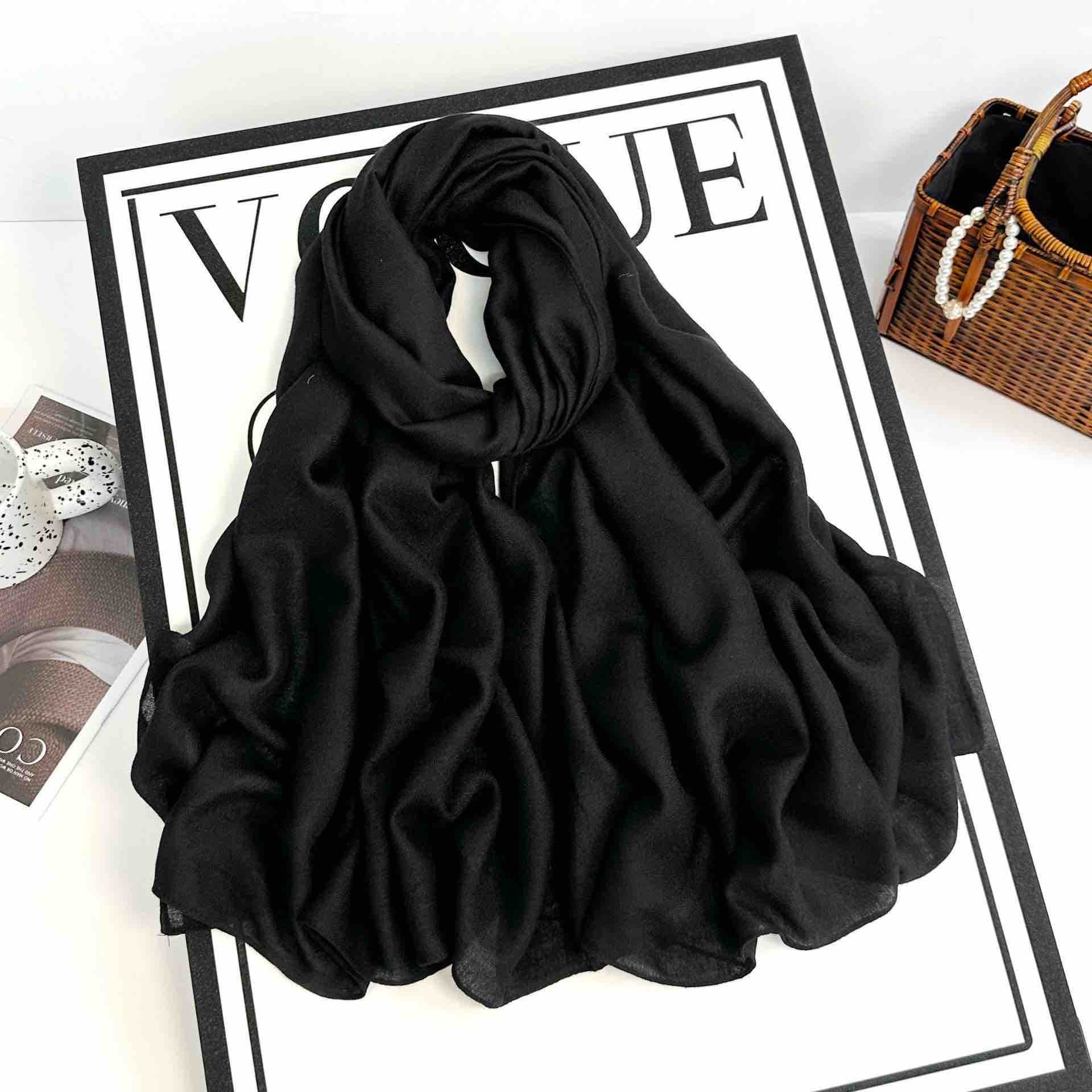 Plain linen  scarf - Image 9