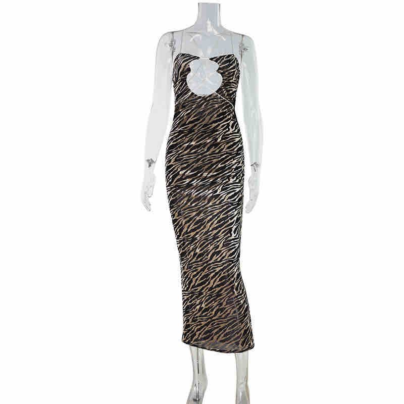 Velvet hollow strap dress - Image 4
