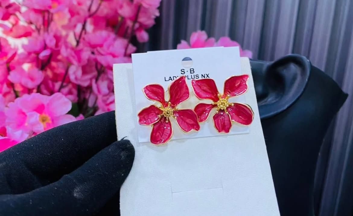 Petal earring - Image 4